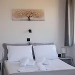 Апартаменты Laloudaki *