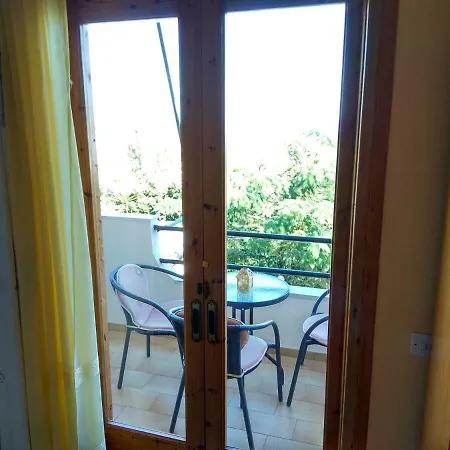 Laloudaki Appartement Tirós