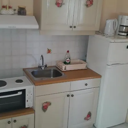 Apartament Laloudaki *